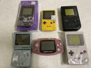 ゲームボーイの各機種本体です