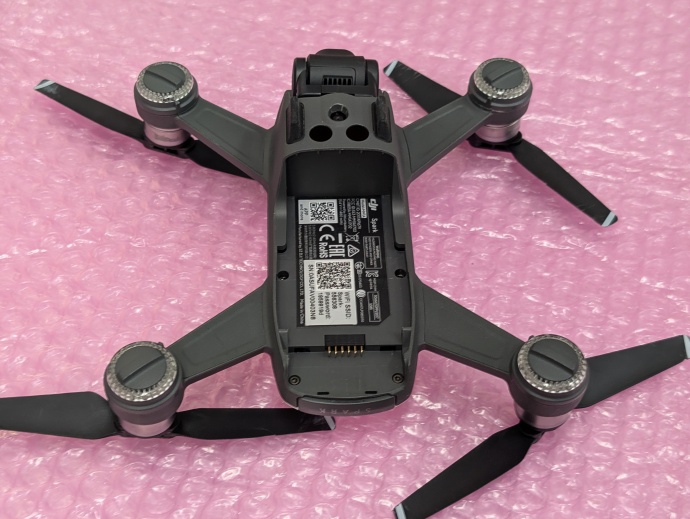 DJI Spark本体裏面